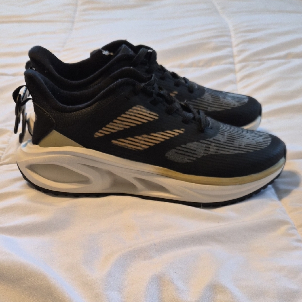 Avia Black and Cream Athletic Shoes
